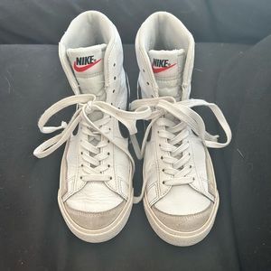 Big kids Nike Blazers